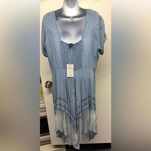 X/L. NWT. Sacred Threads Light Blue Embroidered Dress. CL/GR09 - Picture 2 of 7